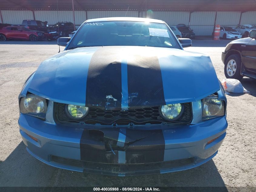 2005 Ford Mustang Gt Deluxe/Gt Premium VIN: 1ZVFT82H155246761 Lot: 40035988