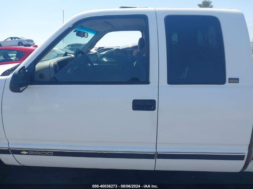 1996 Chevrolet Gmt-400 C2500 VIN: 1GCGC29R1TE245724 Lot: 40036273