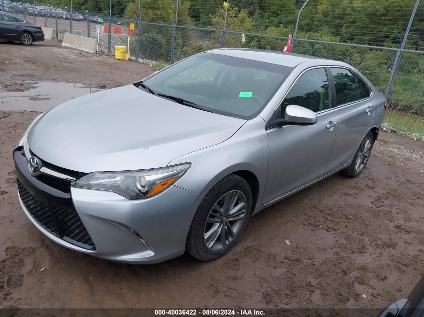 4T1BF1FK0HU318299 2017 TOYOTA CAMRY - Image 2