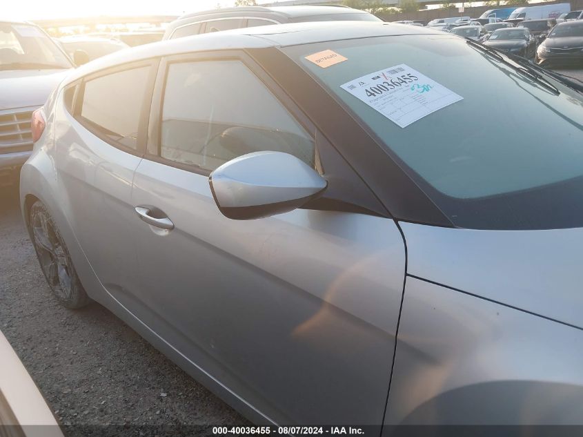 2013 Hyundai Veloster Base W/Black VIN: KMHTC6AD0DU112672 Lot: 40036455