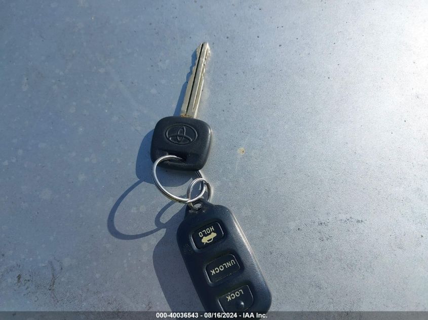 2004 Toyota Camry Le VIN: 4T1BE32K54U817095 Lot: 40036543