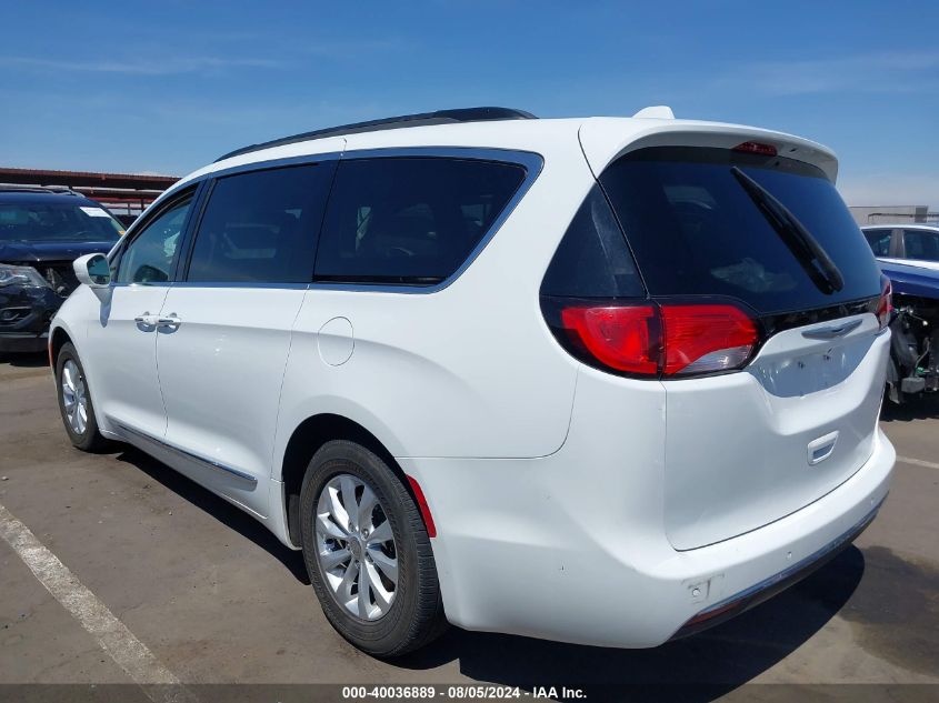 2017 Chrysler Pacifica Touring-L VIN: 2C4RC1BG4HR811431 Lot: 40036889