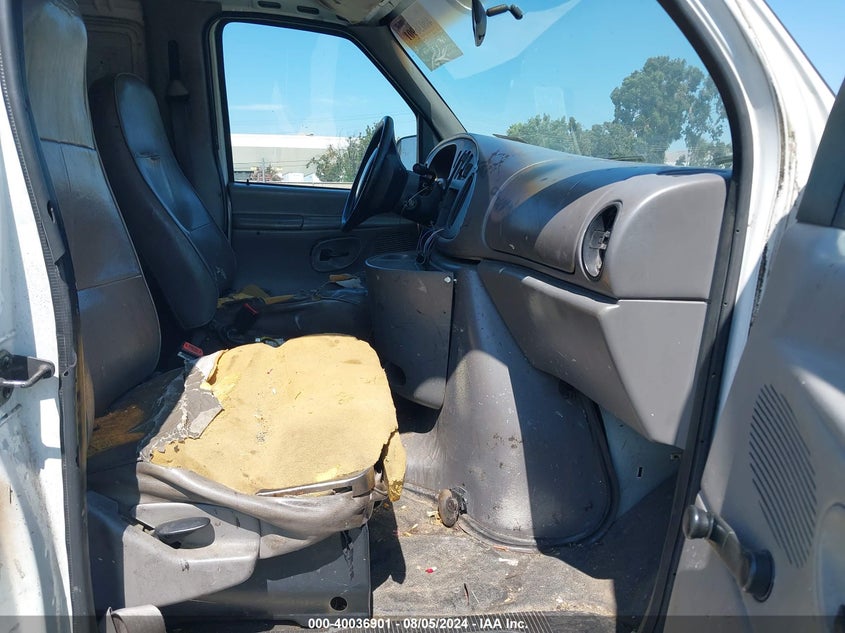 1997 Ford E-350 Standard