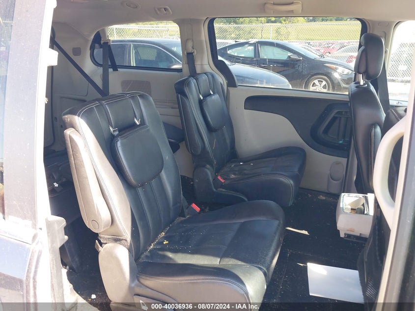 2C4RC1BG5DR743912 2013 CHRYSLER TOWN & COUNTRY photo no. 8