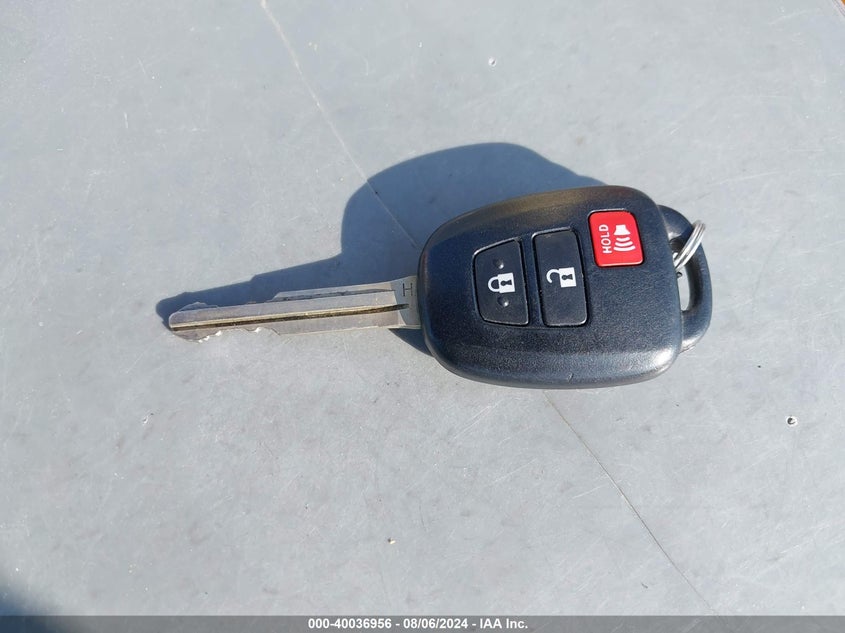 2014 TOYOTA RAV4 XLE - 2T3WFREV3EW118998