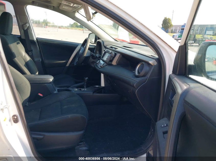 2014 TOYOTA RAV4 XLE - 2T3WFREV3EW118998