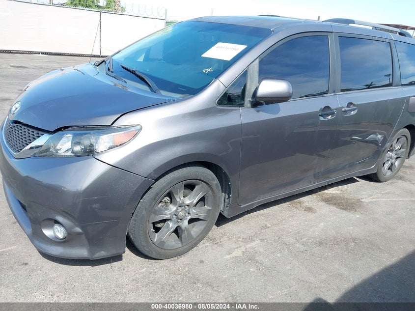 2012 Toyota Sienna Se 8 Passenger VIN: 5TDXK3DC6CS228195 Lot: 40036980