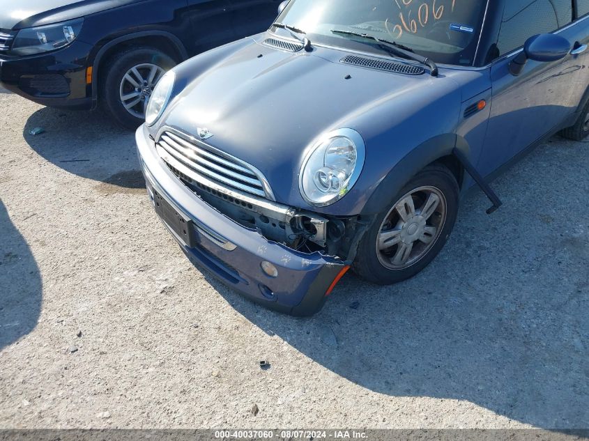 2006 Mini Cooper VIN: WMWRF33516TG16067 Lot: 40037060