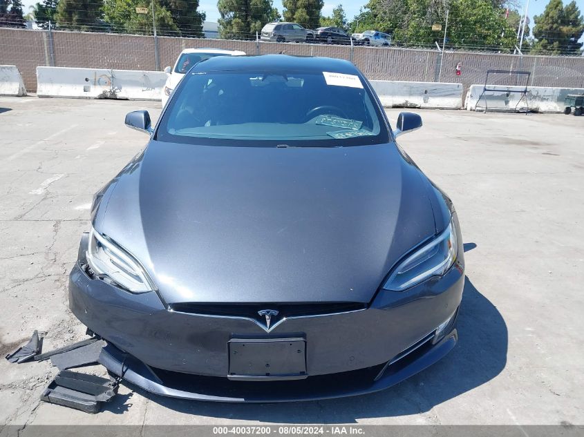 2018 Tesla Model S 100D/75D/P100D VIN: 5YJSA1E24JF297220 Lot: 40037200