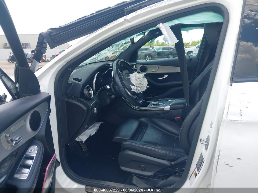 VIN WDC0G4JB4KV184071 2019 MERCEDES-BENZ GLC 300