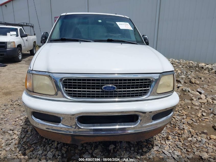 1998 Ford Expedition Eddie Bauer/Xlt VIN: 1FMRU1765WLA32148 Lot: 40037596