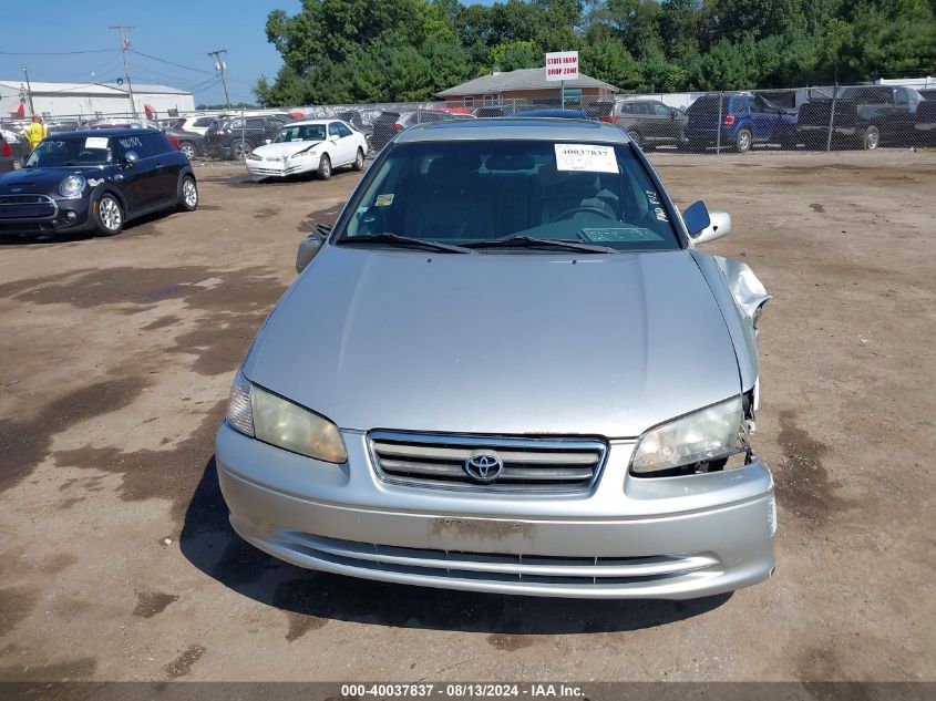 2000 Toyota Camry Xle V6 VIN: 4T1BF28K3YU103311 Lot: 40037837