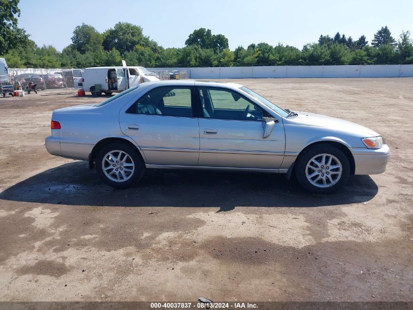 2000 Toyota Camry Xle V6 VIN: 4T1BF28K3YU103311 Lot: 40037837