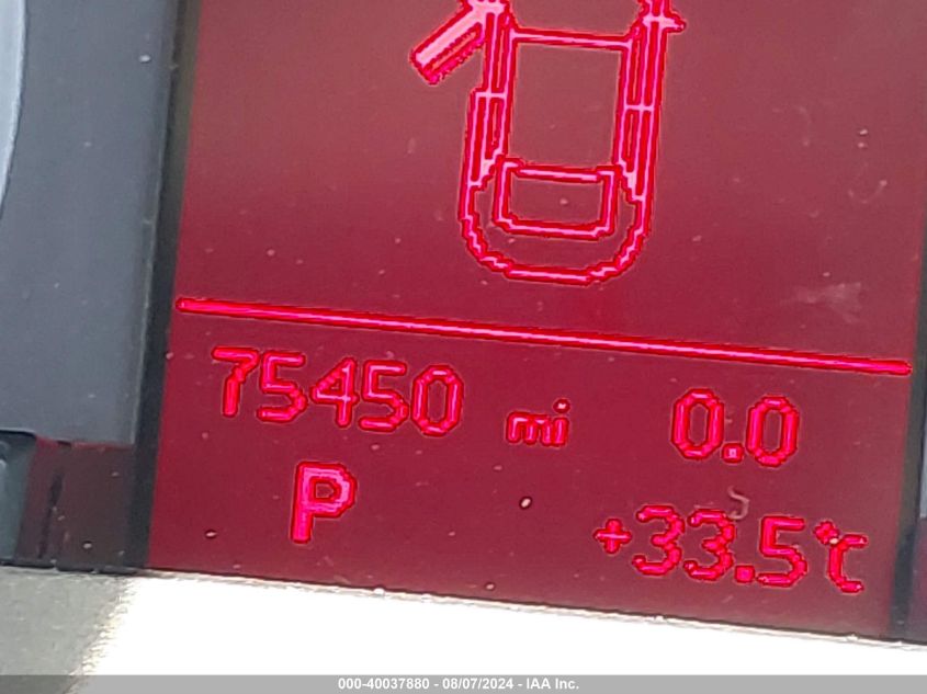 2010 Audi A4 2.0T Premium VIN: WAUAFAFL8AN023358 Lot: 40037880