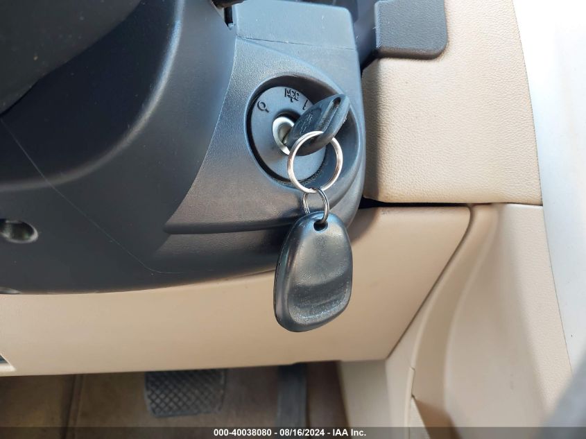 2005 Chevrolet Equinox Lt VIN: 2CNDL73F856135240 Lot: 40038080