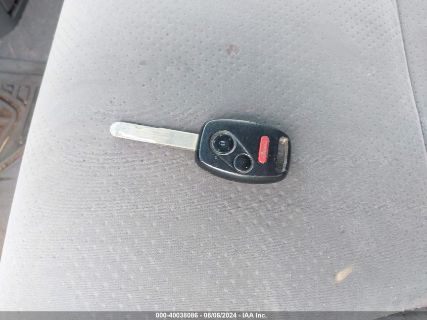 2005 Honda Odyssey Lx VIN: 5FNRL382X5B072323 Lot: 40038086