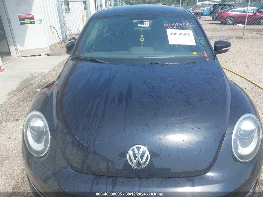 2013 VOLKSWAGEN BEETLE 2.0T TURBO - 3VWV67AT3DM608164