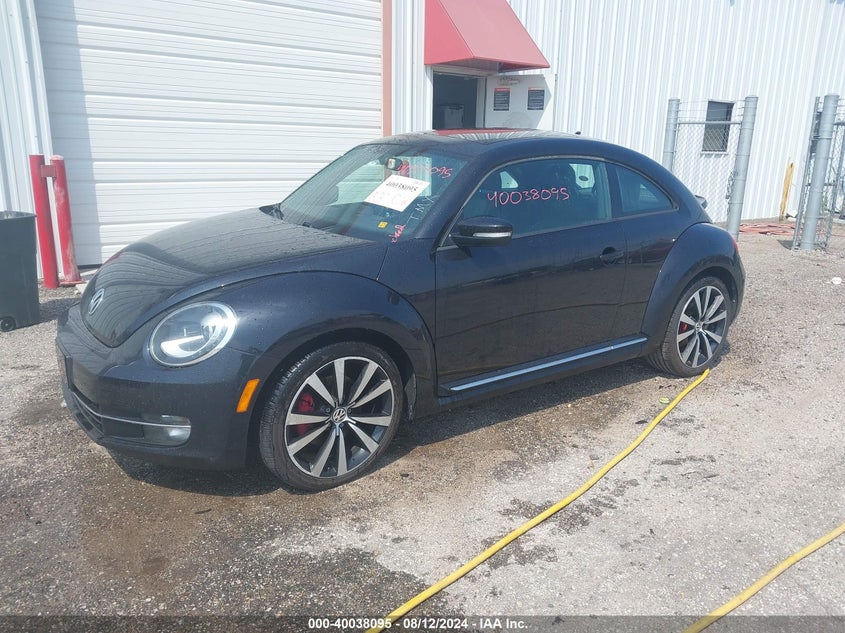 2013 VOLKSWAGEN BEETLE 2.0T TURBO - 3VWV67AT3DM608164