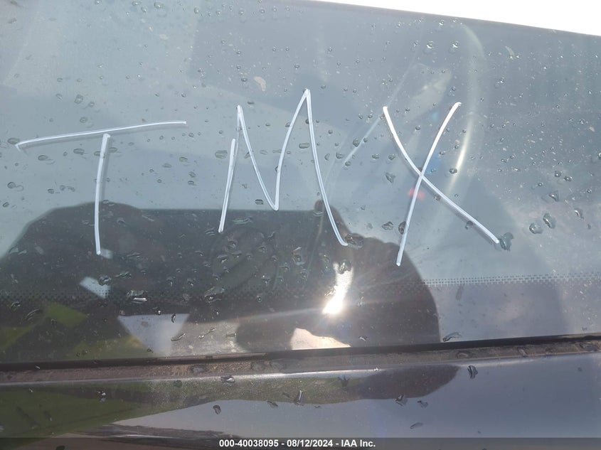 2013 VOLKSWAGEN BEETLE 2.0T TURBO - 3VWV67AT3DM608164