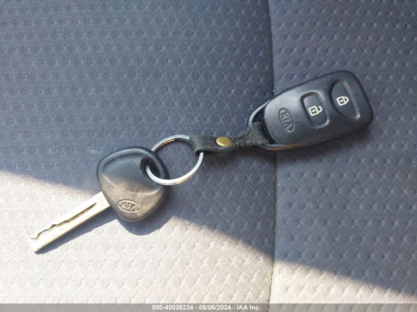 2013 Kia Sorento Lx V6 VIN: 5XYKT4A29DG333742 Lot: 40038234