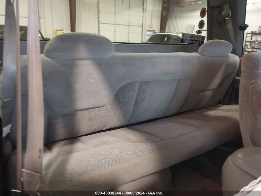 1998 GMC Sierra K1500 VIN: 1GTEK19MXWE560566 Lot: 40038244