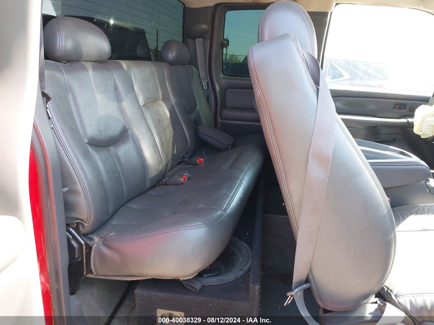 2004 Chevrolet Silverado 1500 Ss VIN: 2GCEK19N441127106 Lot: 40038329