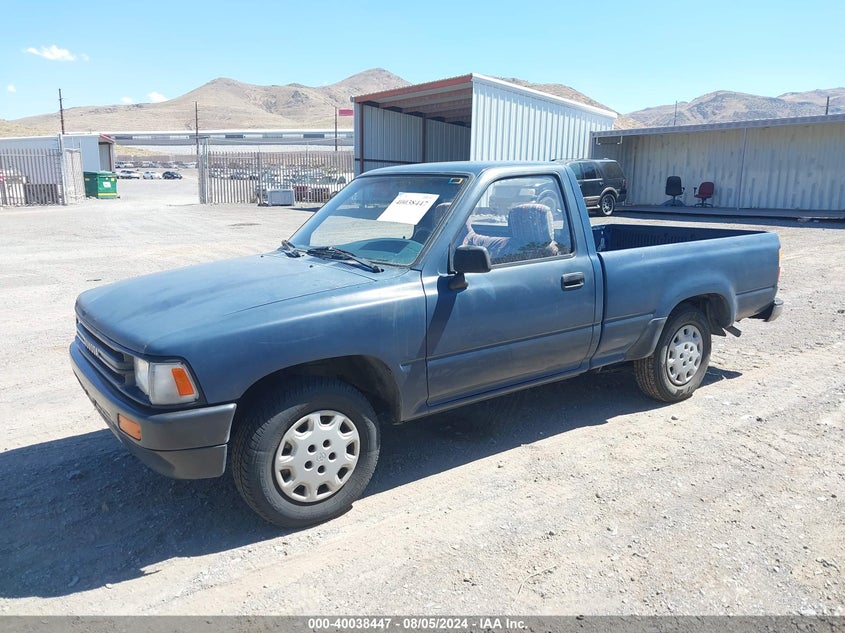 1990 Toyota Pickup 1/2 Ton Short Wheelbase VIN: JT4RN81A4L0048118 Lot: 40038447