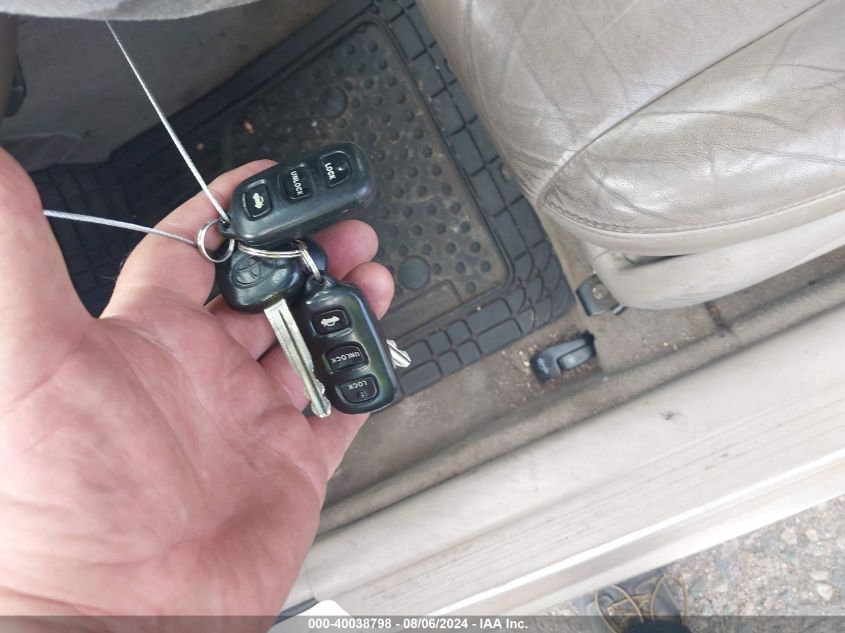 2003 Toyota Camry Xle V6 VIN: 4T1BF30K33U543958 Lot: 40038798