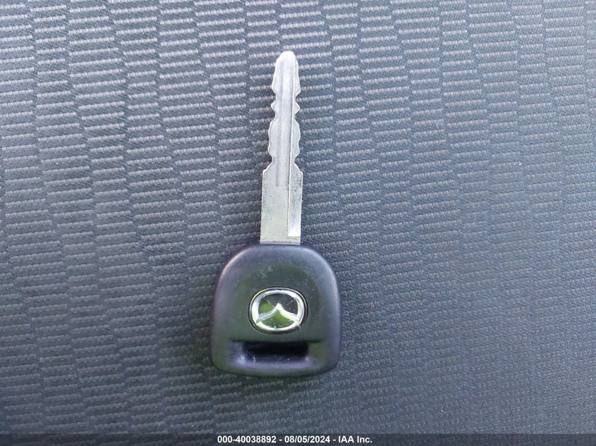 2008 Mazda Mazda3 I Touring Value VIN: JM1BK32G181140675 Lot: 40038892