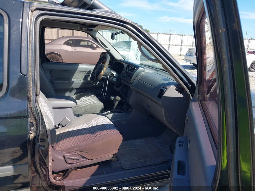 2000 Nissan Xterra Xe/Se VIN: 5N1ED28Y2YC606275 Lot: 40038902