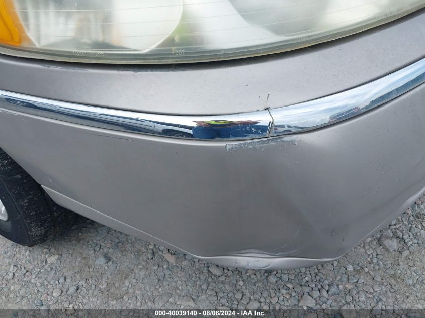 1999 Lincoln Town Car Executive VIN: 1LNHM81W5XY701813 Lot: 40039140