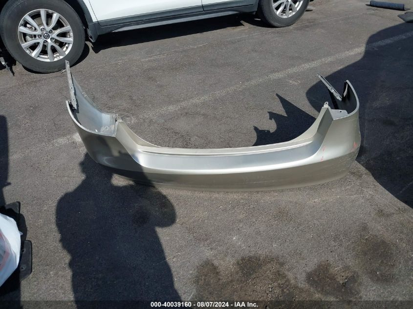 2010 Hyundai Elantra Blue/Gls/Se VIN: KMHDU4AD0AU947981 Lot: 40039160