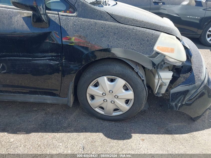 2009 Nissan Versa 1.8S VIN: 3N1BC11E19L440957 Lot: 40039437