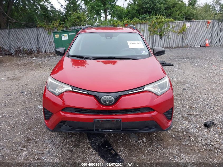 JTMBFREV5HJ110905 2017 Toyota Rav4 Le