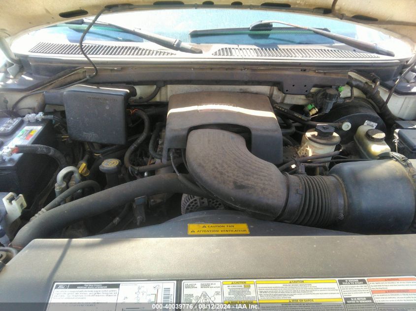 1997 Ford Expedition Eddie Bauer/Xlt VIN: 1FMEU17L2VLA13463 Lot: 41754454