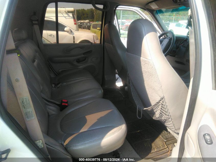 1997 Ford Expedition Eddie Bauer/Xlt VIN: 1FMEU17L2VLA13463 Lot: 41754454