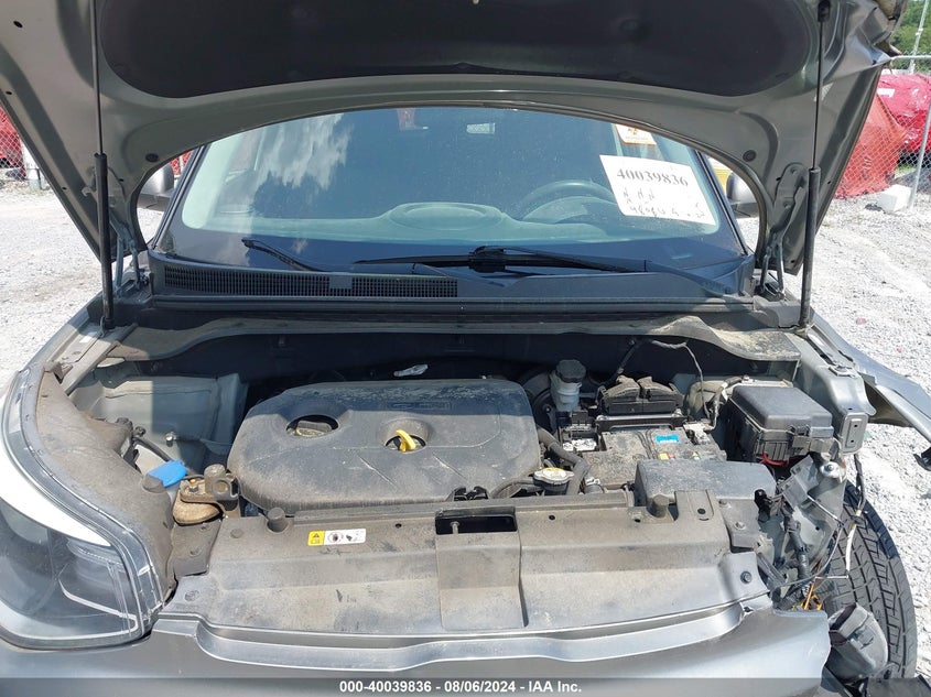 KNDJP3A51K7696888 2019 Kia Soul +