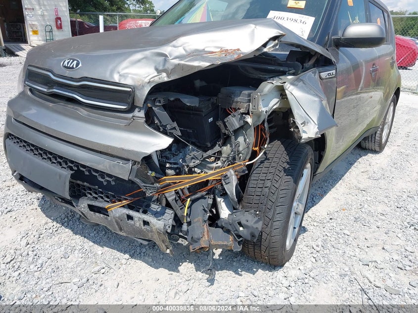 KNDJP3A51K7696888 2019 Kia Soul +