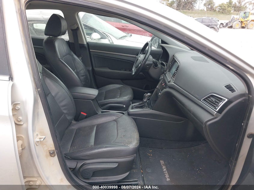 VIN KMHD84LF8HU063249 2017 HYUNDAI ELANTRA LIMITED