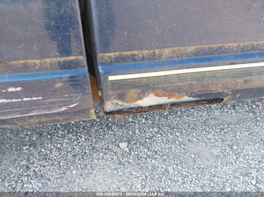 1995 Chevrolet Gmt-400 C2500 VIN: 1GCGC29K0SE126922 Lot: 40040078