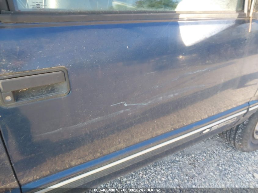 1995 Chevrolet Gmt-400 C2500 VIN: 1GCGC29K0SE126922 Lot: 40040078