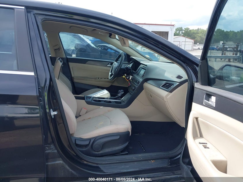 VIN 5NPE34AF1HH575195 2017 HYUNDAI SONATA SPORT