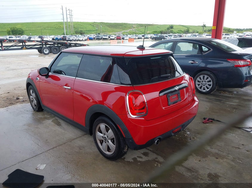 2021 Mini Hardtop Cooper VIN: WMWXR3C00M2N84490 Lot: 40040177