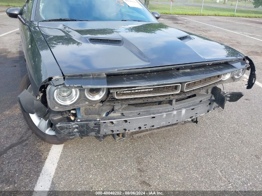 2C3CDZAG1JH325257 2018 Dodge Challenger Sxt