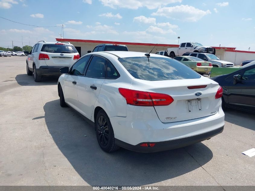 2016 Ford Focus S VIN: 1FADP3E28GL369244 Lot: 40637527