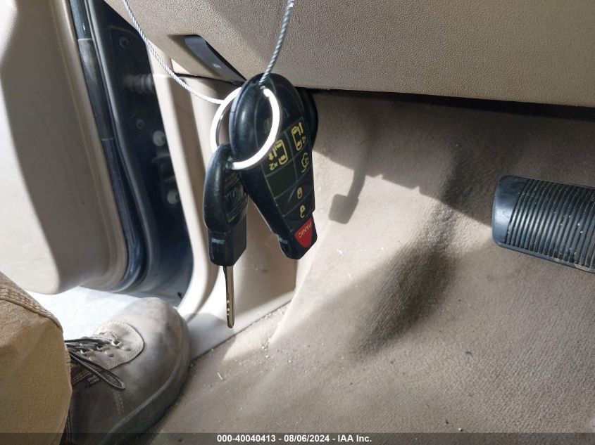 2014 Chrysler Town & Country Touring VIN: 2C4RC1BG8ER270640 Lot: 40040413