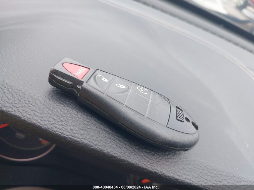 2015 Jeep Cherokee Latitude VIN: 1C4PJMCS4FW563803 Lot: 40040434