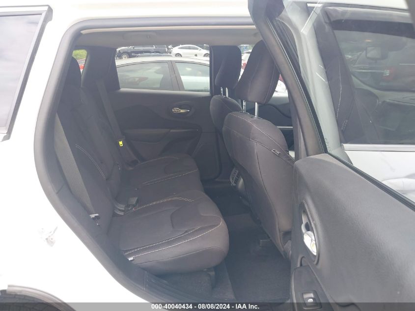 2015 Jeep Cherokee Latitude VIN: 1C4PJMCS4FW563803 Lot: 40040434