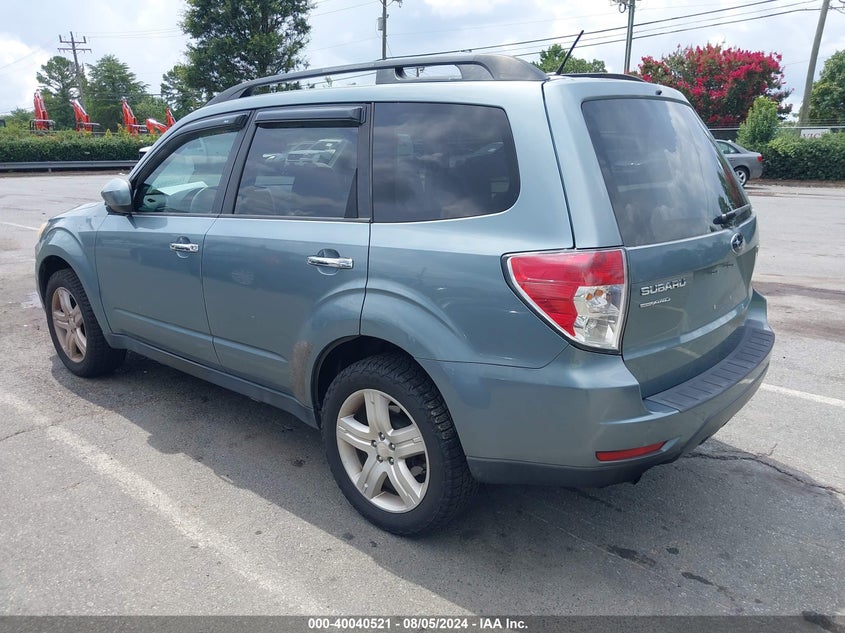 2012 Subaru Forester 2.5X Premium VIN: JF2SHACC8CH405821 Lot: 40040521