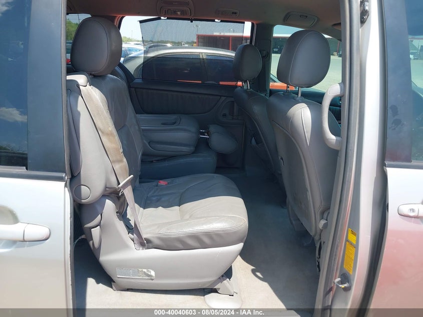 2004 Toyota Sienna Xle VIN: 5TDBA22C04S004951 Lot: 40040603